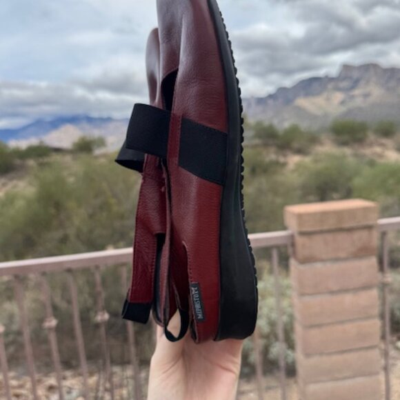 Mephisto Leather Red Slip-On Mary Jane Comfort Shoes Size 38 - Picture 2 of 6